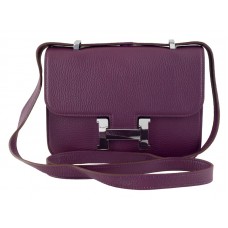 Hermès Constance 23 Schultertasche aus Togo-Leder, Lila