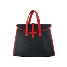 Hermès 08c Klappentasche, schwarz mit rotem Lederbesatz