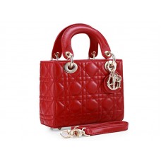 Dior Lady Dior Nano Ledertasche, goldfarbene Beschläge, rot