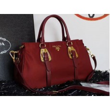 Prada Tessuto Nylon-Henkeltasche aus weichem Kalbsleder, Burgunderrot