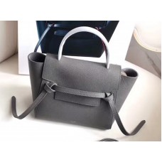 Celine Micro Gürteltasche aus genarbtem Kalbsleder, Grau