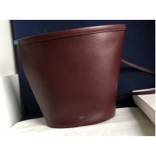 Celine Claps Bucket Bag aus Kalbsleder, Burgunderrot