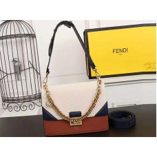 Fendi Kan I Tasche aus Kalbsleder, Creme