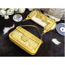 Fendi Baguette Bag in PU Gelb