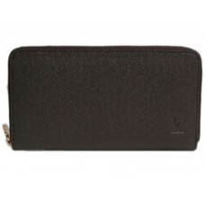 Louis Vuitton Taiga Leder Zippy Geldbörse Schoko