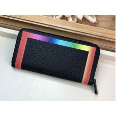 Louis Vuitton Taiga Leder Zippy Geldbörse mit vertikalem, farbigem Besatz, Schwarz m30569